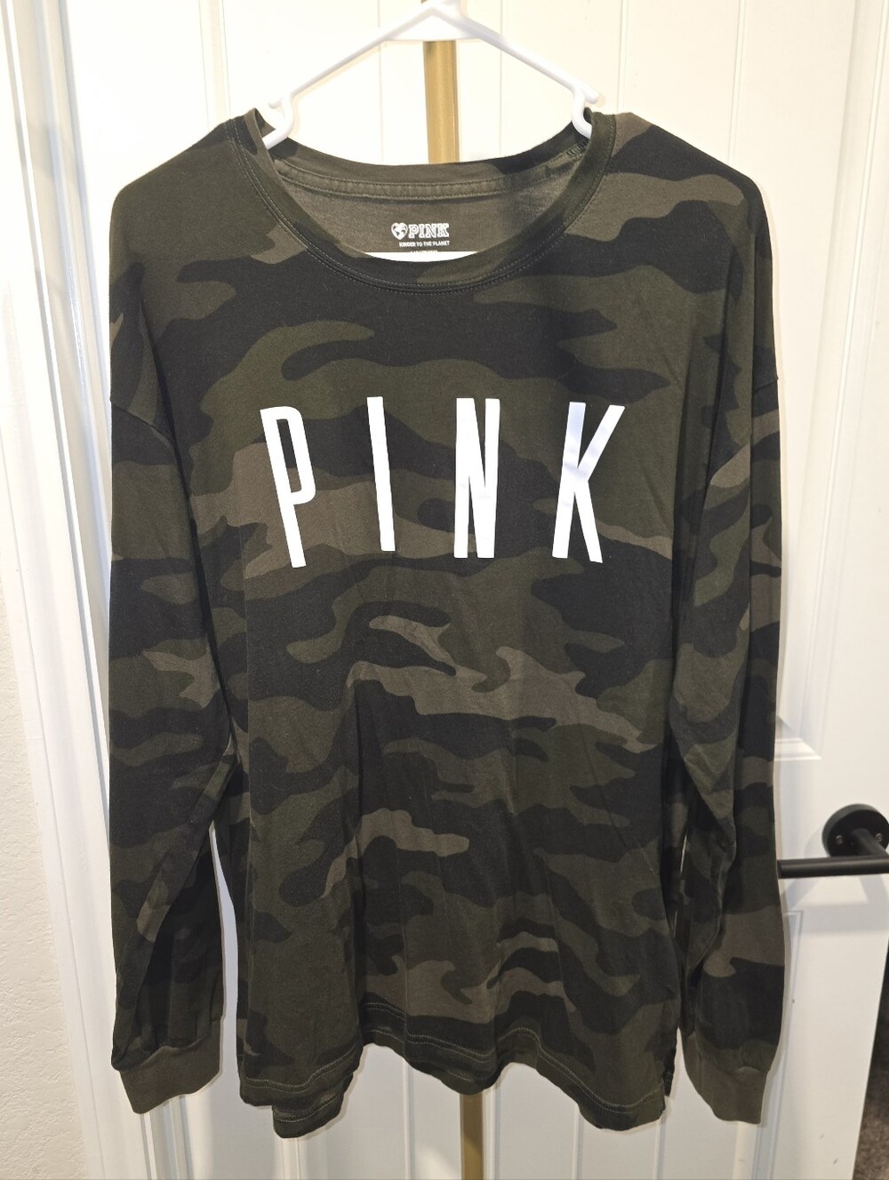 PINK Camo Long Sleeve Womens Shirt Victorias Secret Green